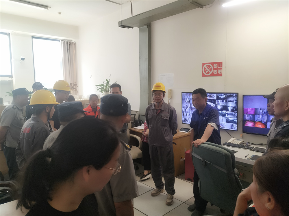 1727230080556055398.jpg b948bb17d2b1f8bb4139a41997f3afd.jpg