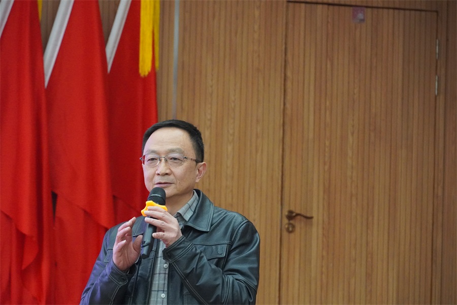 1749548944062041988.jpg 2.jpg